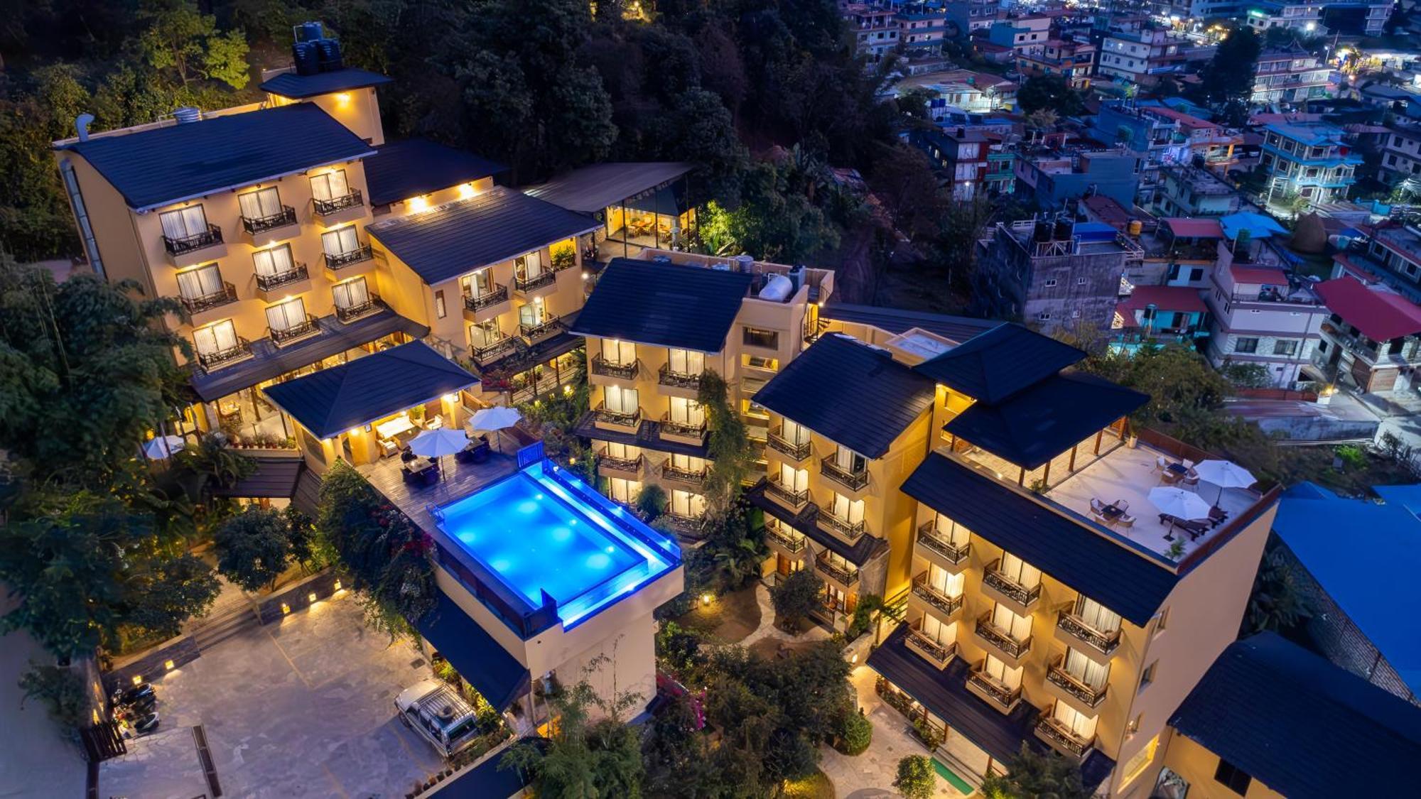 Bar Peepal Resort Pokhara Luaran gambar Aerial view of the hotel