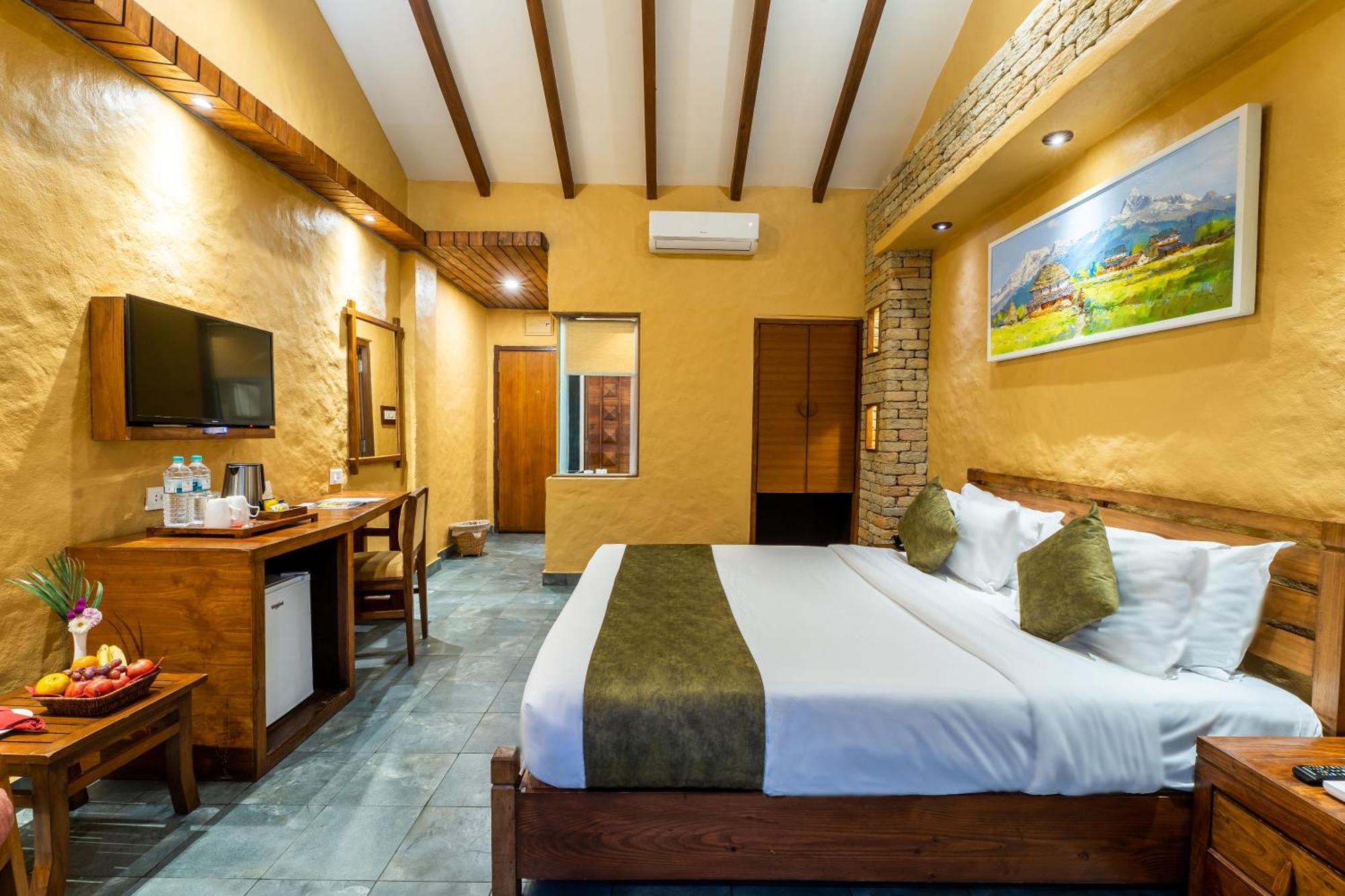 Bar Peepal Resort Pokhara Luaran gambar Deluxe Room