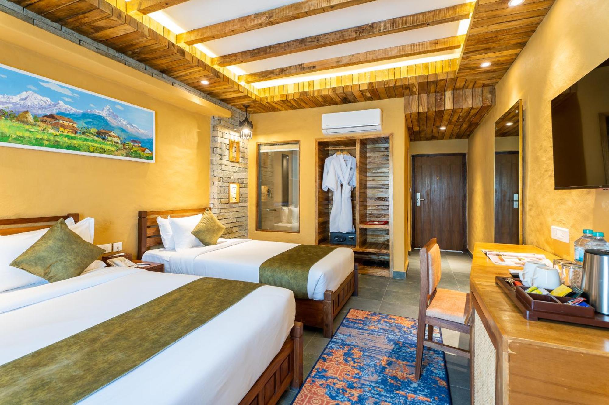 Bar Peepal Resort Pokhara Luaran gambar Deluxe Room