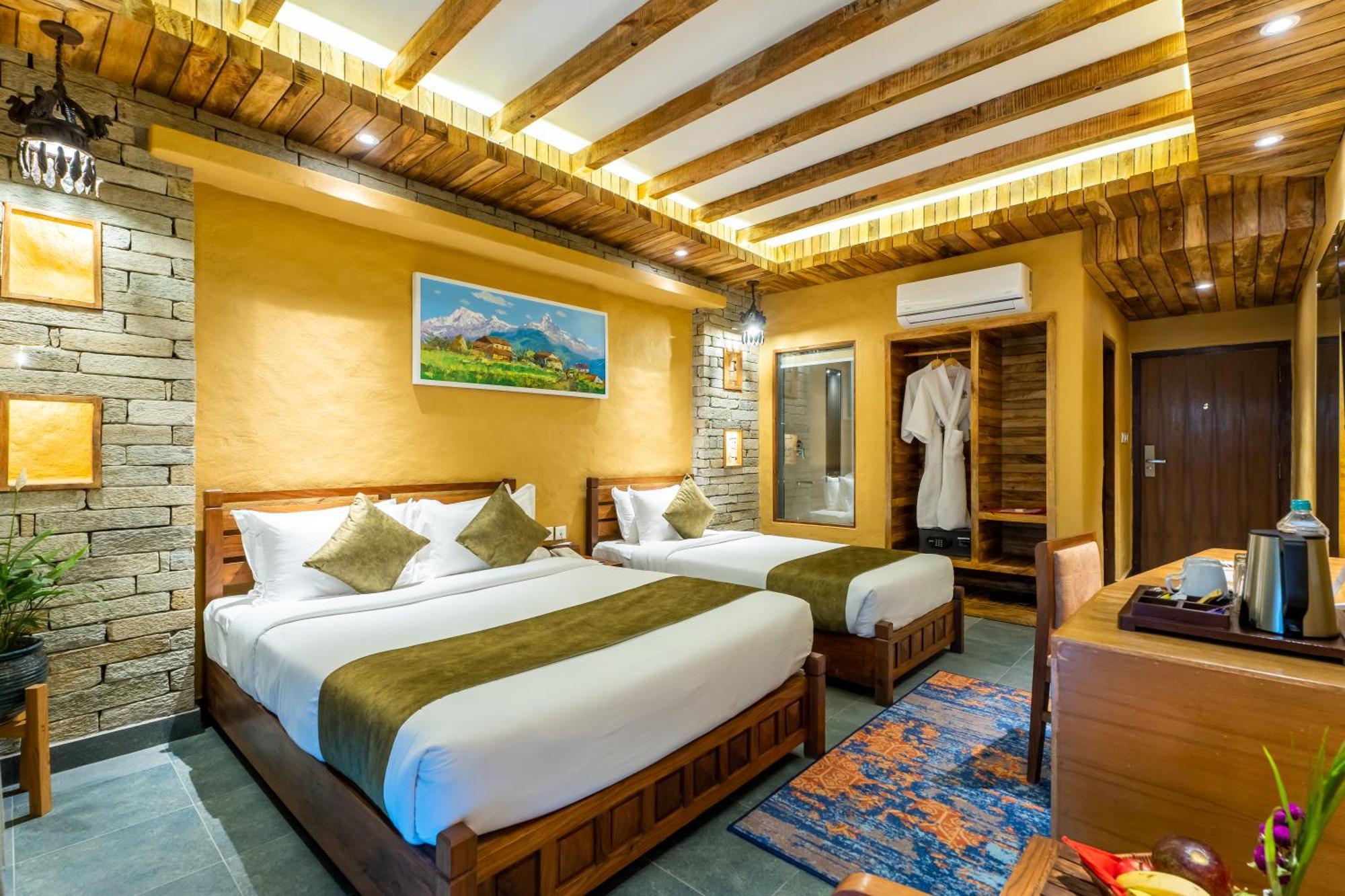 Bar Peepal Resort Pokhara Luaran gambar Deluxe Room